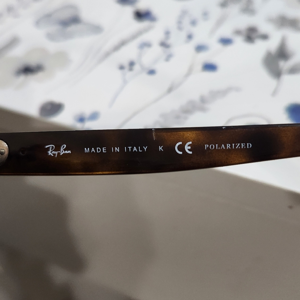 FRAMES:Ray-Ban Tortoise Shell Sunglasses - Picture 7 of 14